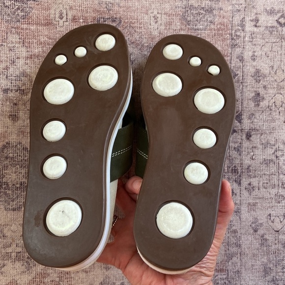 J Crew Suede Nubuck Slides Olive Green Size 9 - Picture 5 of 13